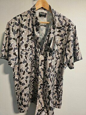 Men's button up short sleeved Hooey camo shirt